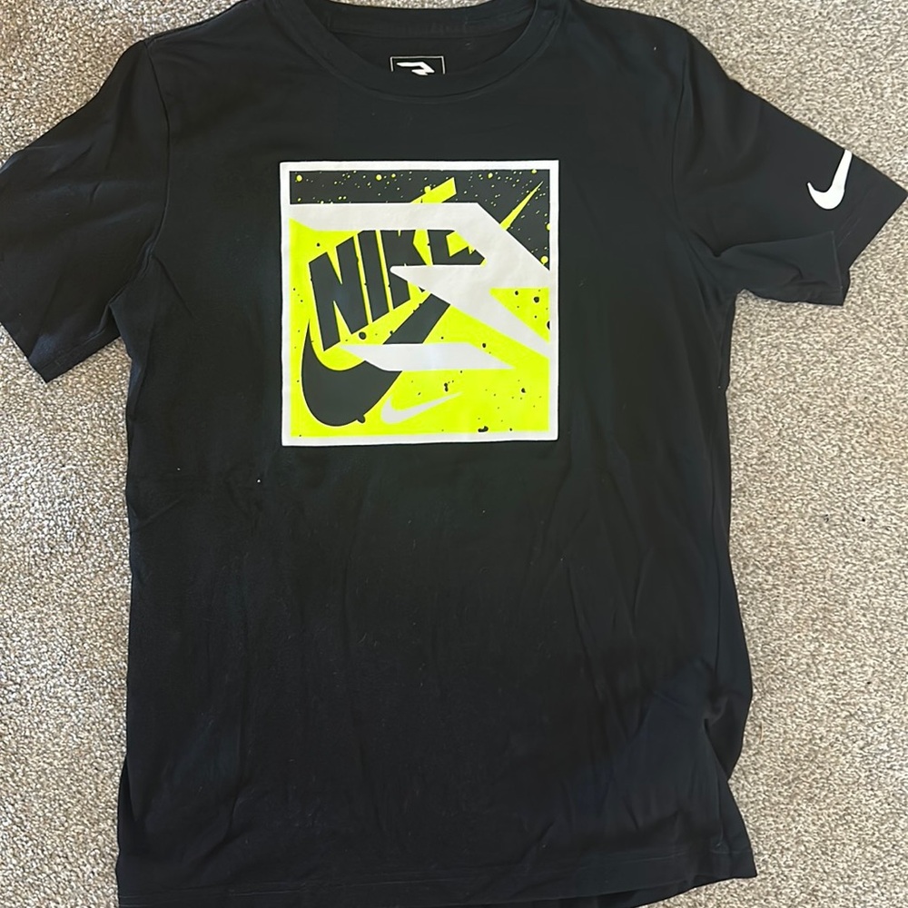 Boys Nike Graphic Tee